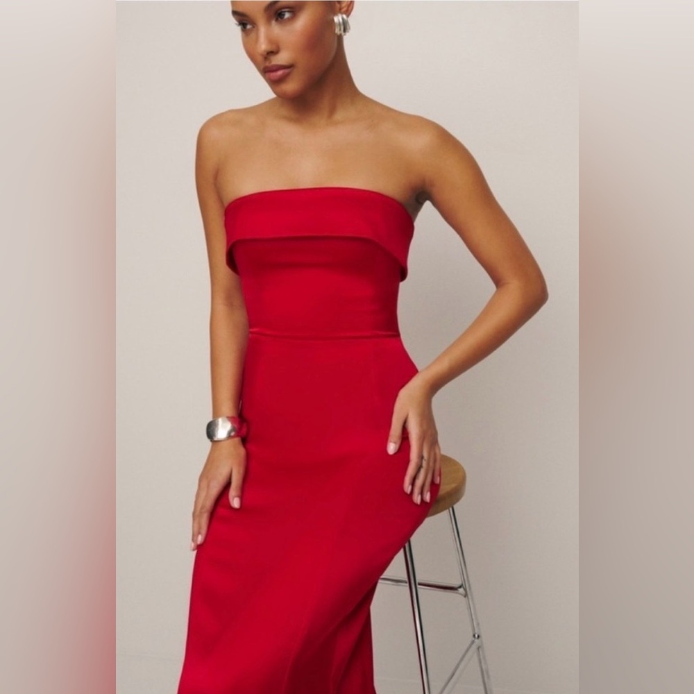 Reformation Johan Strapless Midi Dress Lipstick Red NWT Size 12 - Picture 3 of 9